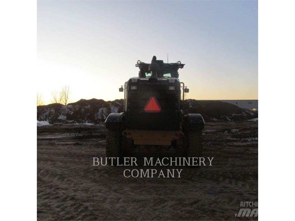 CAT 140M2AWD Грейдеры