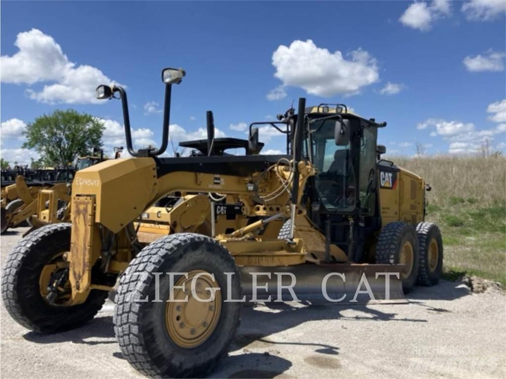 CAT 140M2AWD Грейдеры