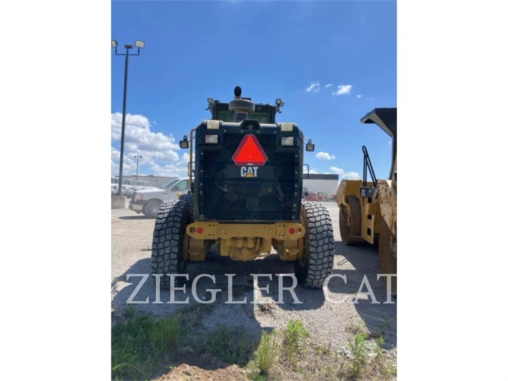 CAT 140M2AWD Грейдеры