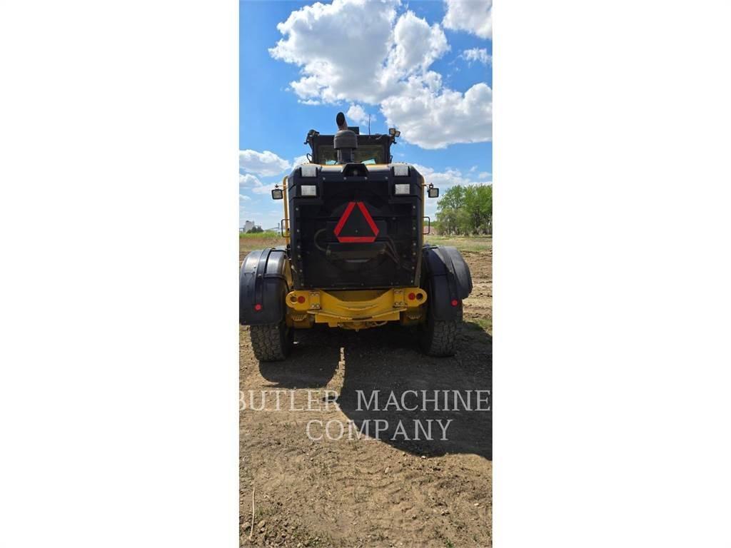 CAT 140M2AWD Грейдеры