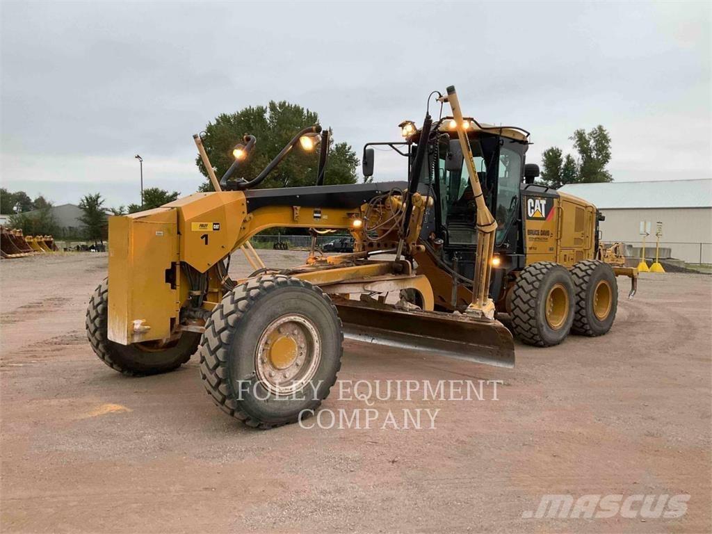 CAT 140M2AWD Грейдеры