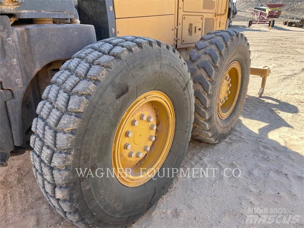 CAT 140M3 Грейдеры