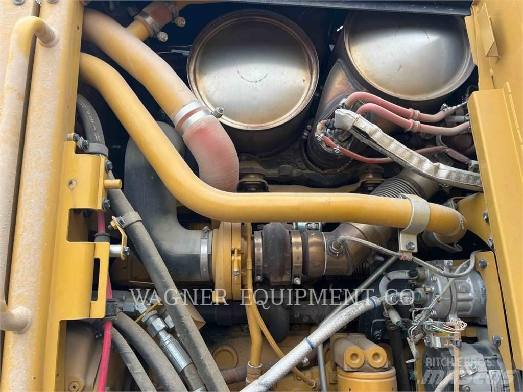 CAT 140M3 AWD Грейдеры