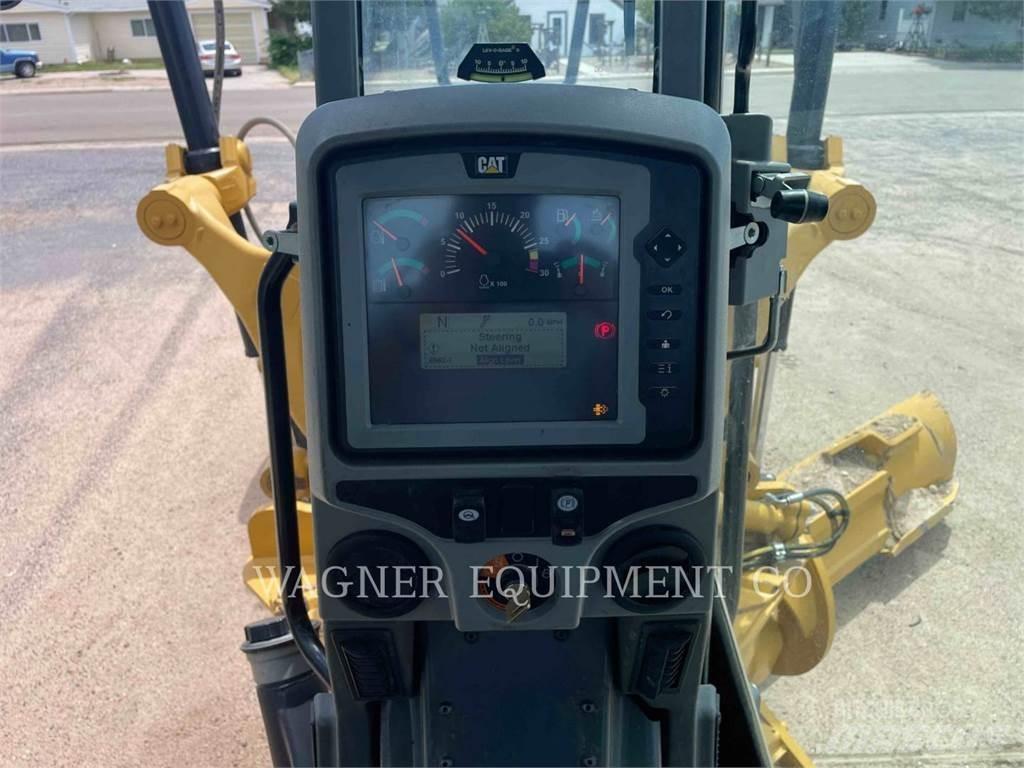 CAT 140M3 AWD Грейдеры