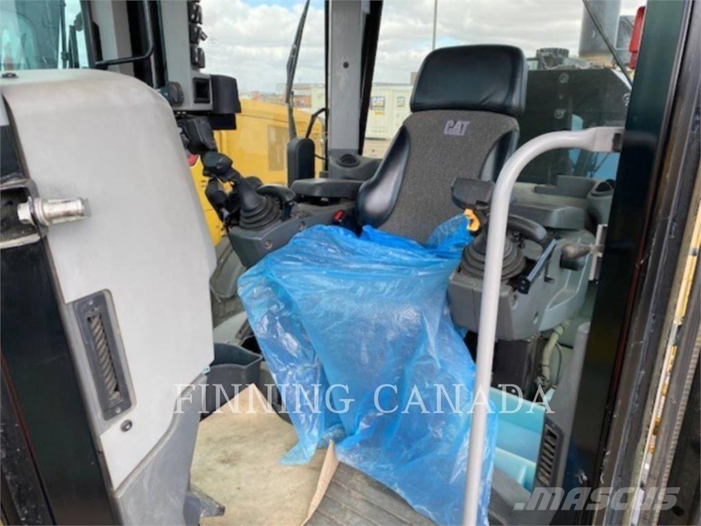 CAT 140M3 AWD Грейдеры