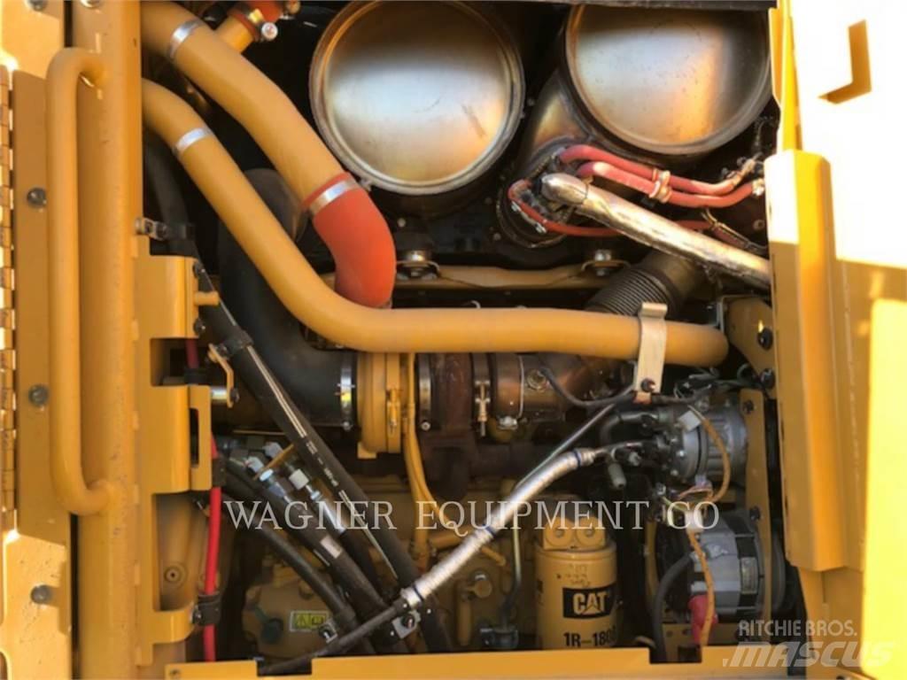 CAT 140M3 AWD Грейдеры