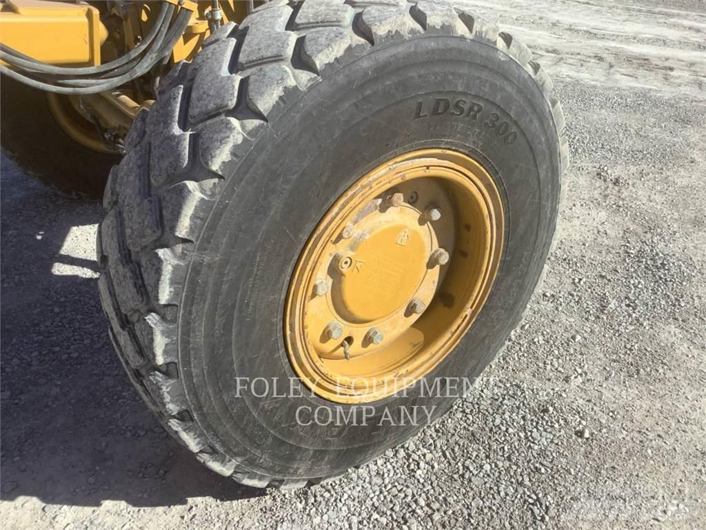 CAT 140M3AW Грейдеры