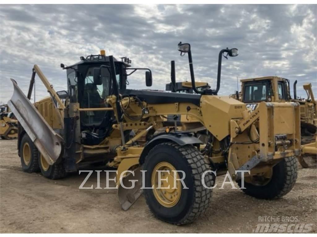 CAT 140M3AWD Грейдеры