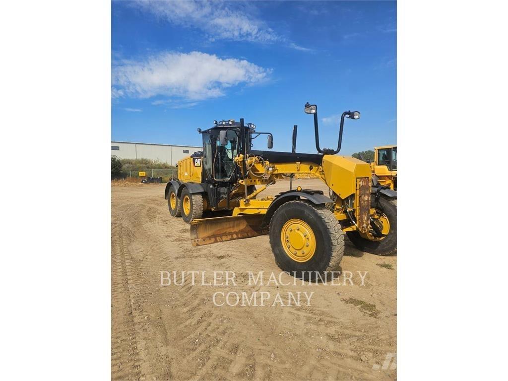 CAT 140M3AWD Грейдеры