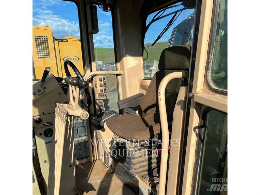 CAT 143H Грейдеры