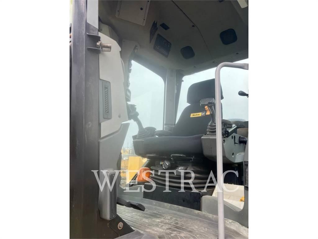 CAT 14M Грейдеры
