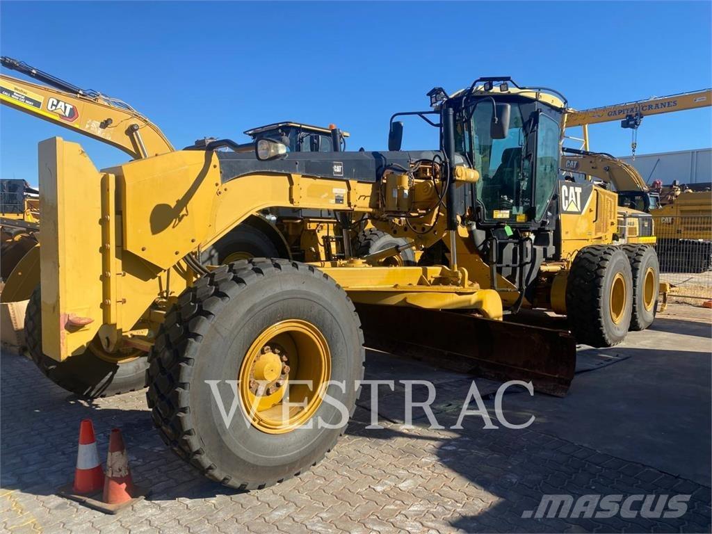 CAT 14M Грейдеры