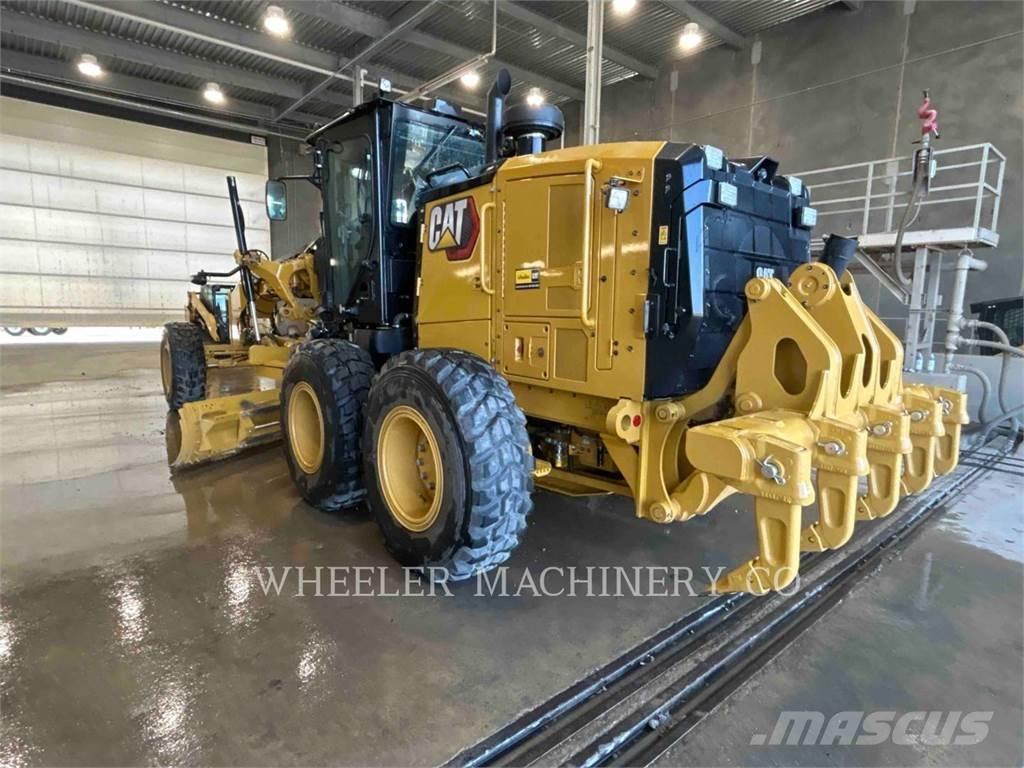 CAT 150 15 Грейдеры