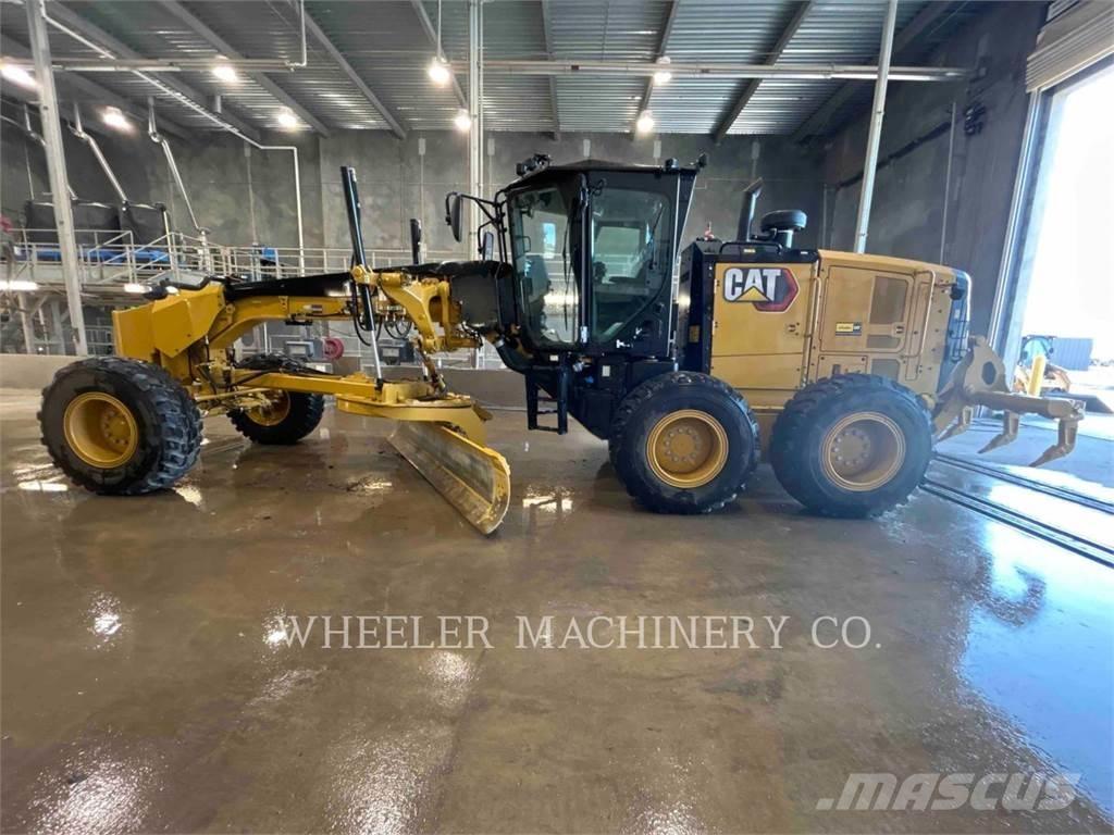 CAT 150 15 Грейдеры