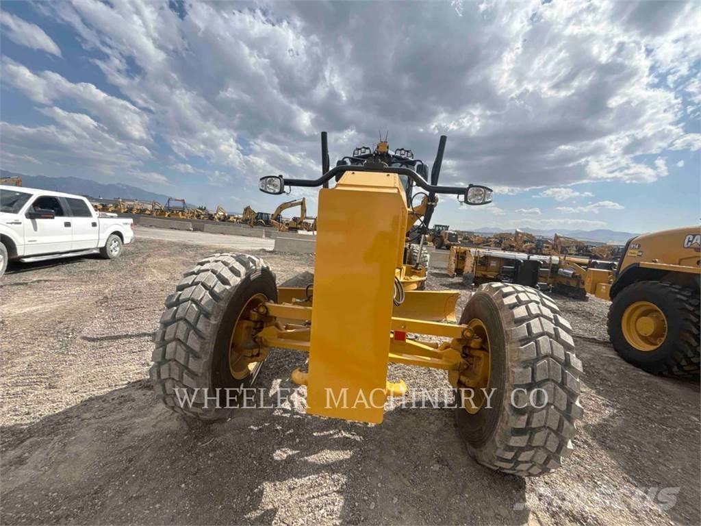 CAT 150 15 Грейдеры