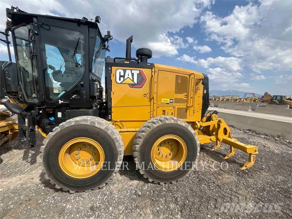 CAT 150 15 Грейдеры