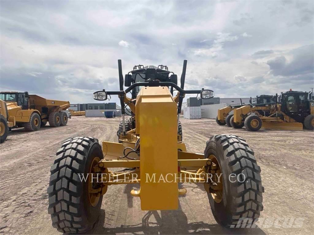 CAT 150 15 Грейдеры