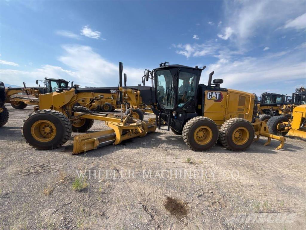 CAT 150 15 Грейдеры