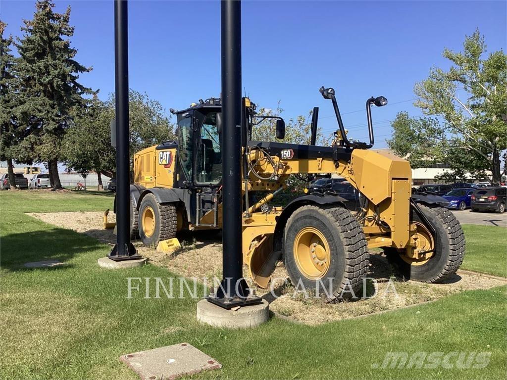 CAT 150-15 Грейдеры