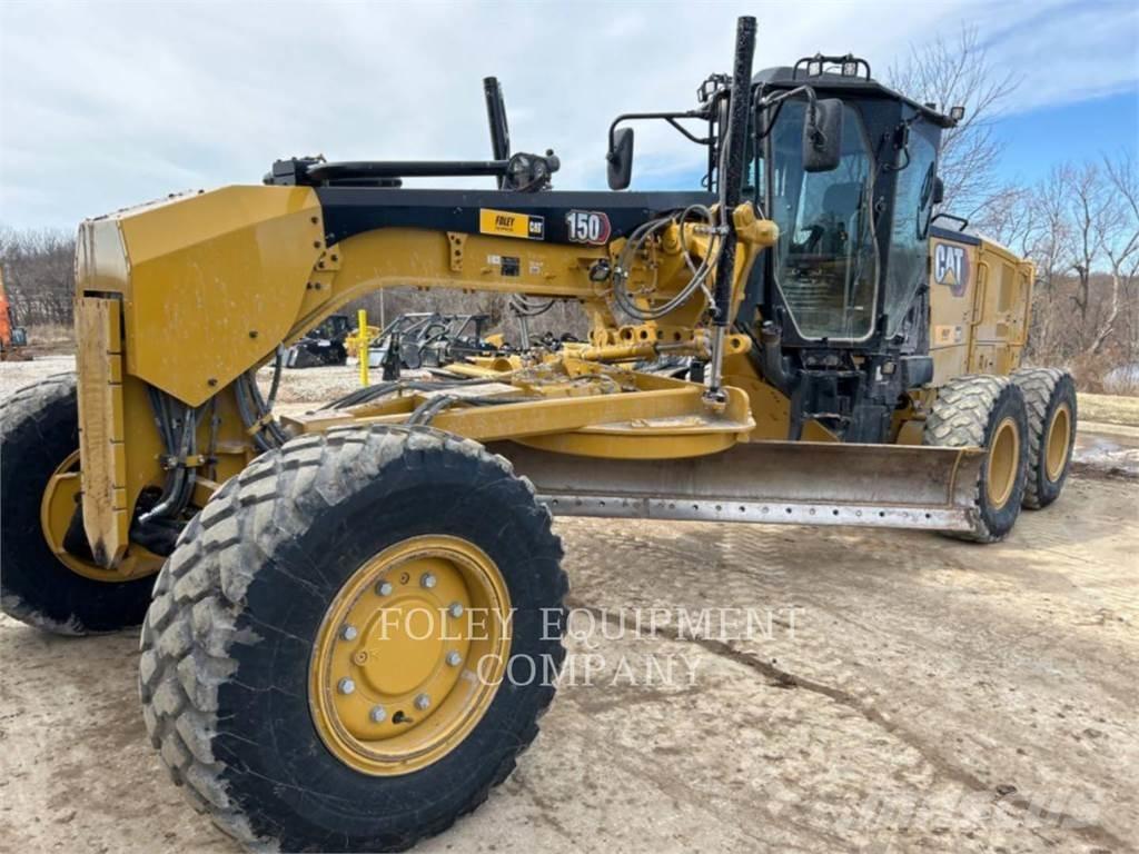 CAT 150-15AW Грейдеры