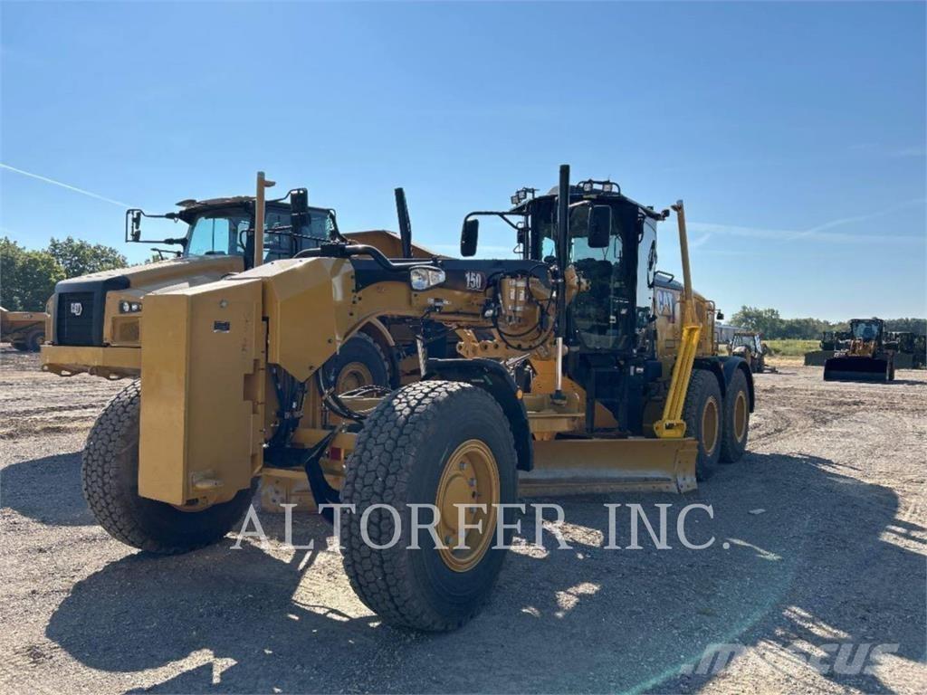 CAT 150-15AWD Грейдеры