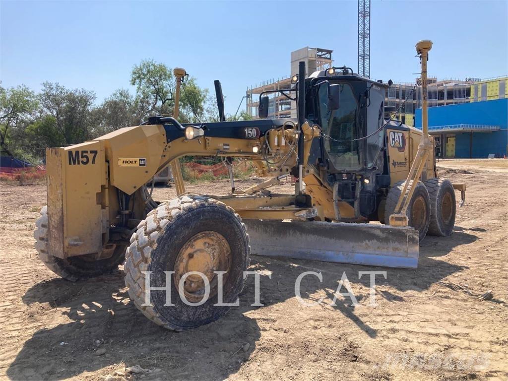 CAT 150-15AWD Грейдеры