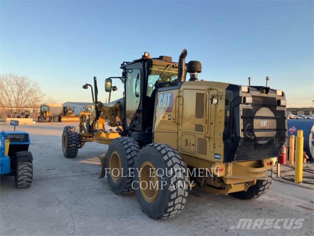 CAT 150-15AWI Грейдеры