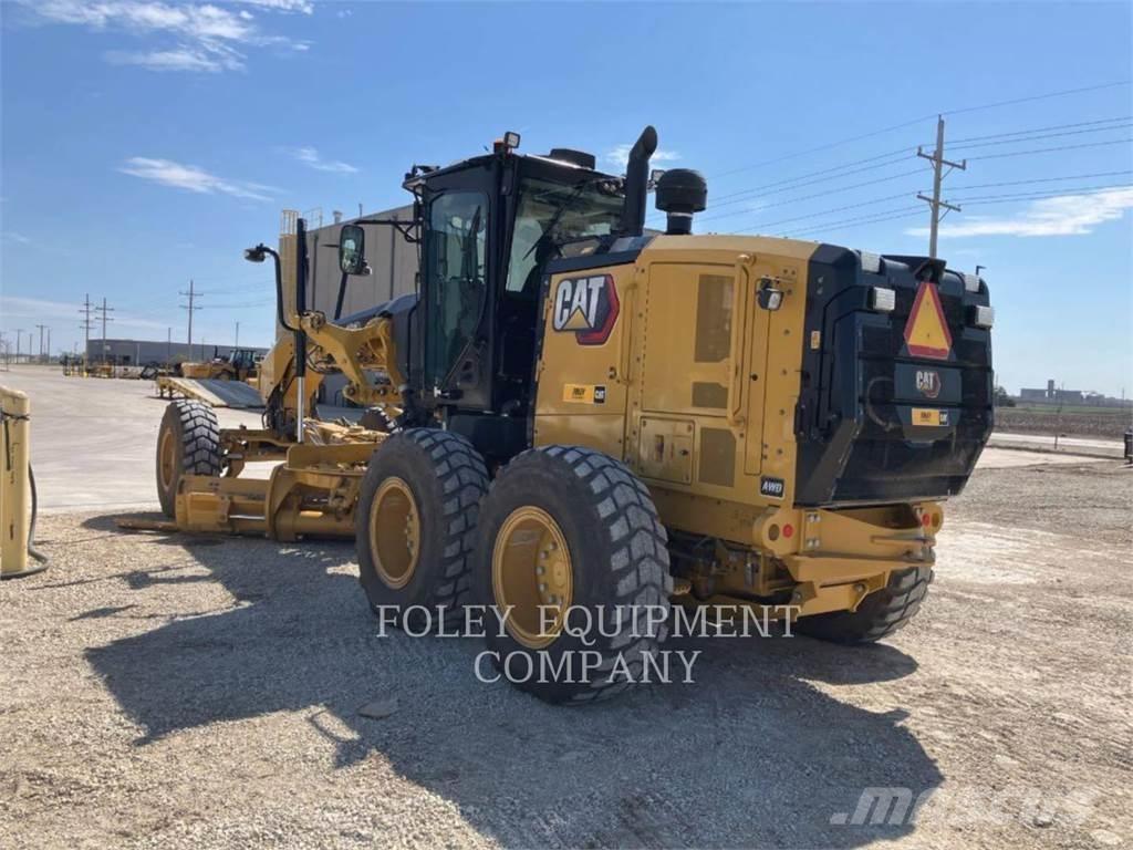 CAT 150-15AWI Грейдеры