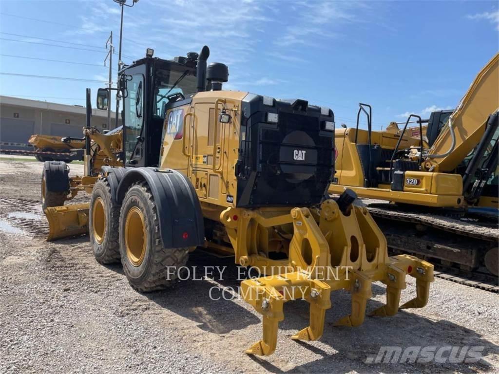 CAT 150-15AWI Грейдеры