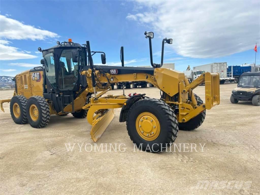 CAT 150 AWD Грейдеры