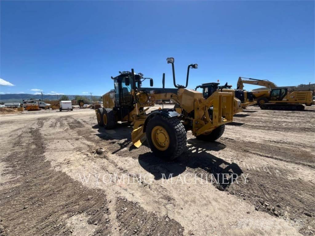 CAT 150 AWD Грейдеры