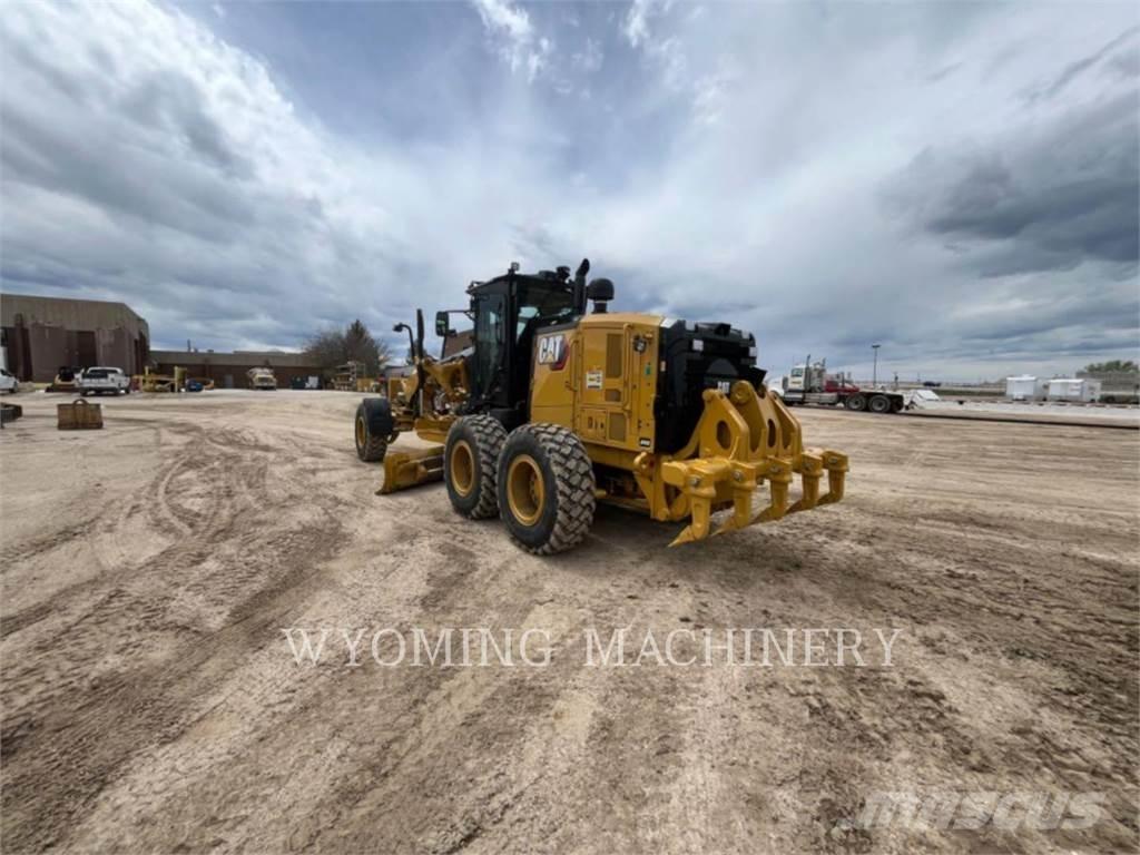 CAT 150 AWD Грейдеры