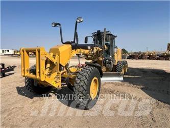 CAT 150 AWD Грейдеры