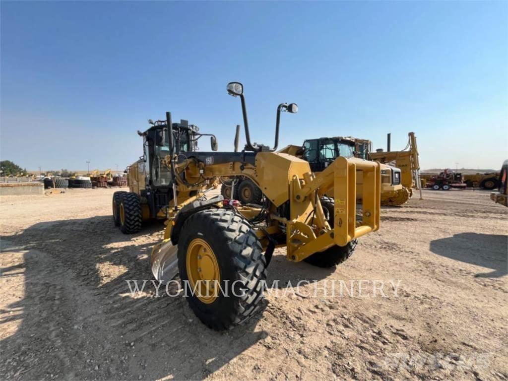 CAT 150 AWD Грейдеры
