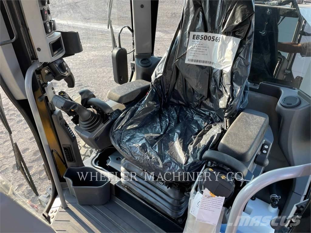CAT 150 AWD Грейдеры
