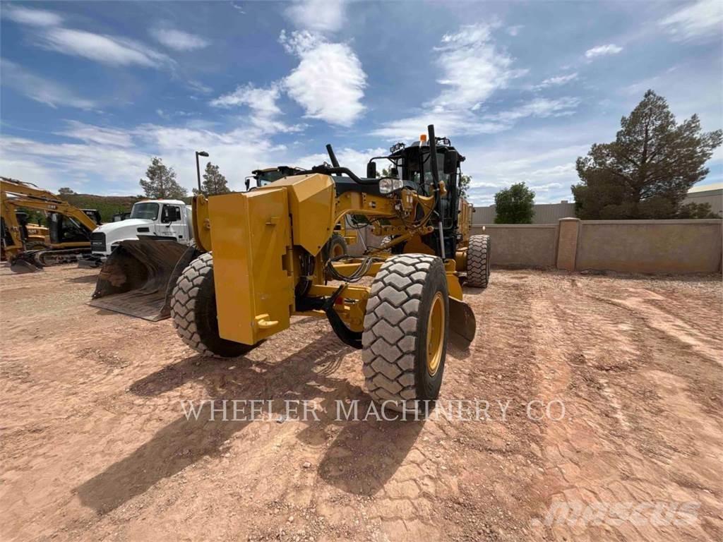 CAT 150 AWD Грейдеры