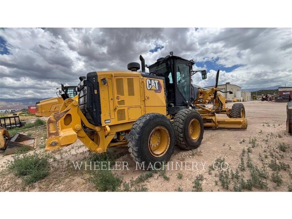 CAT 150 AWD Грейдеры