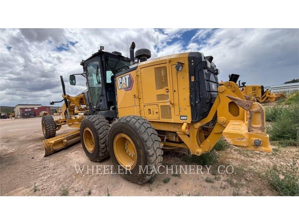 CAT 150 AWD Грейдеры