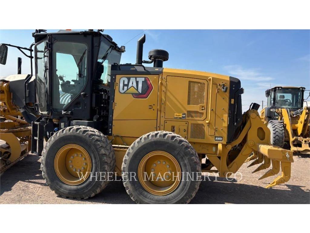 CAT 150 AWD Грейдеры