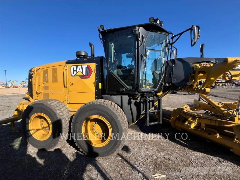 CAT 150 AWD Грейдеры