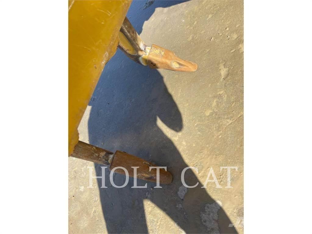 CAT 150 JOY3 Грейдеры