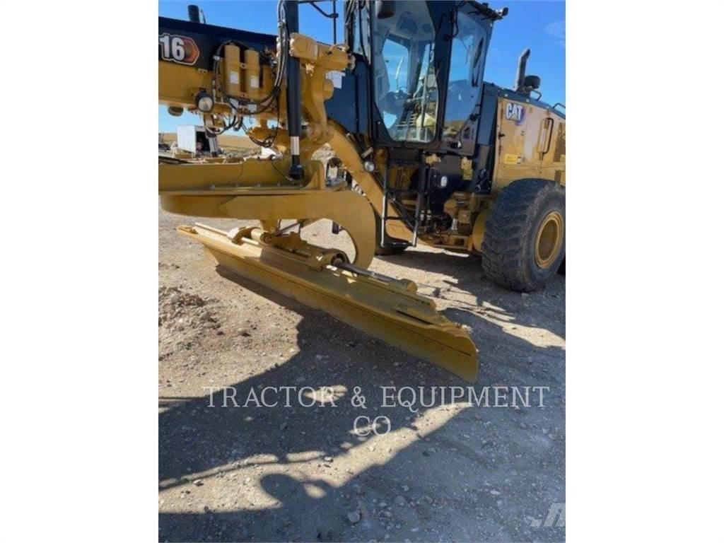CAT 16 Грейдеры