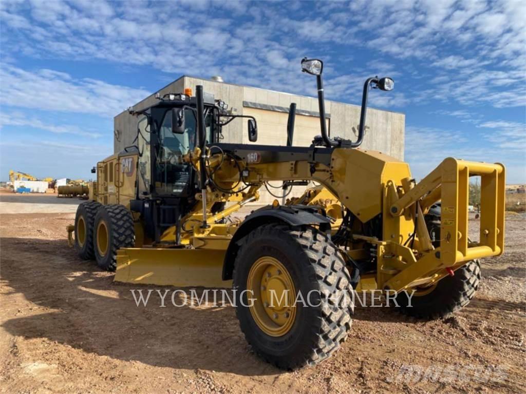 CAT 160 AWD Грейдеры