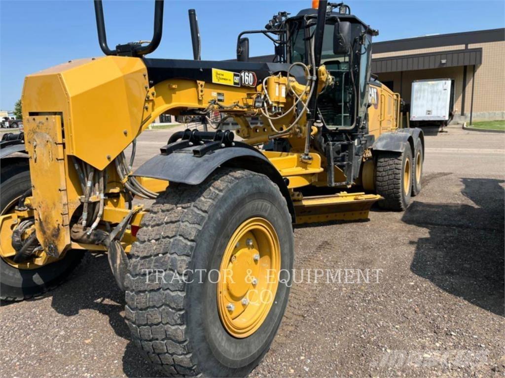 CAT 160 AWD Грейдеры