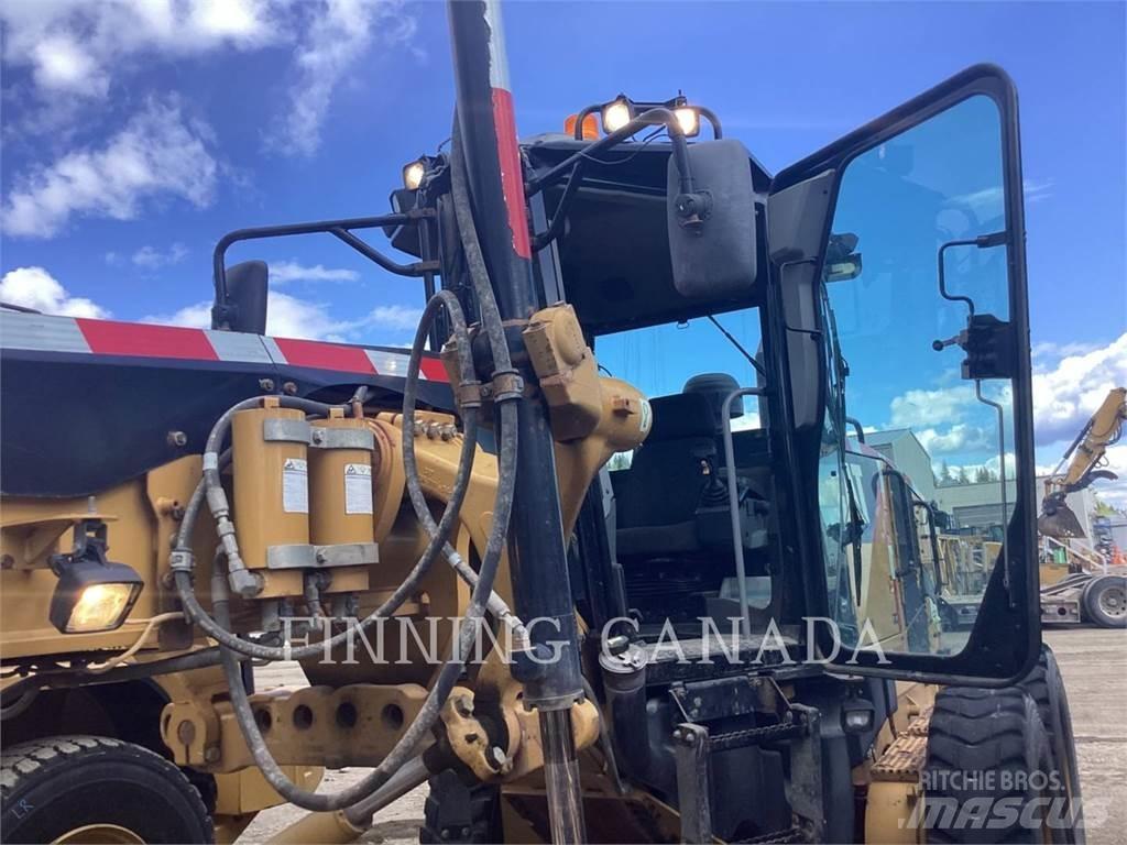 CAT 160M Грейдеры