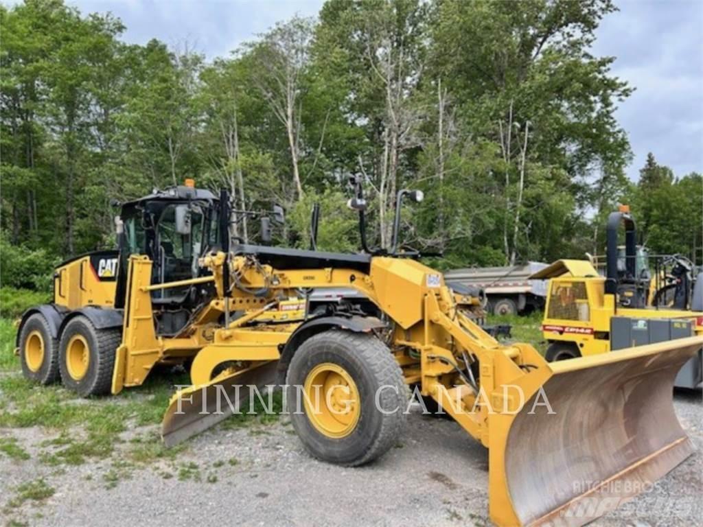 CAT 160M Грейдеры