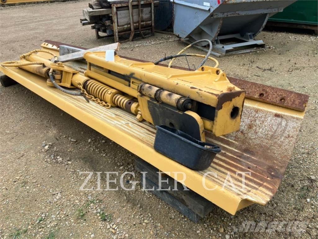 CAT 160M Грейдеры
