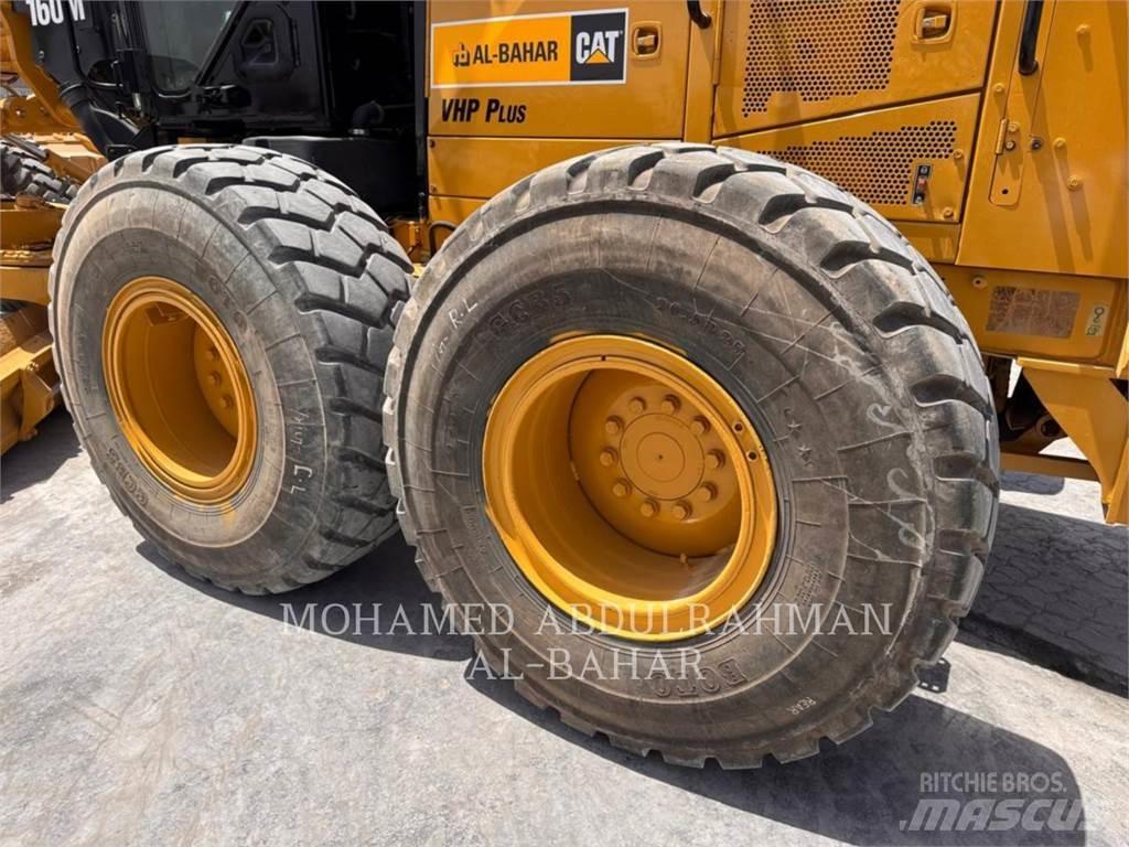 CAT 160M AWD Грейдеры