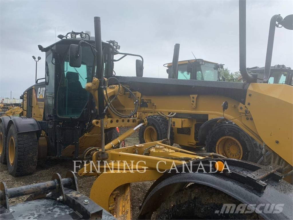 CAT 160M AWD Грейдеры