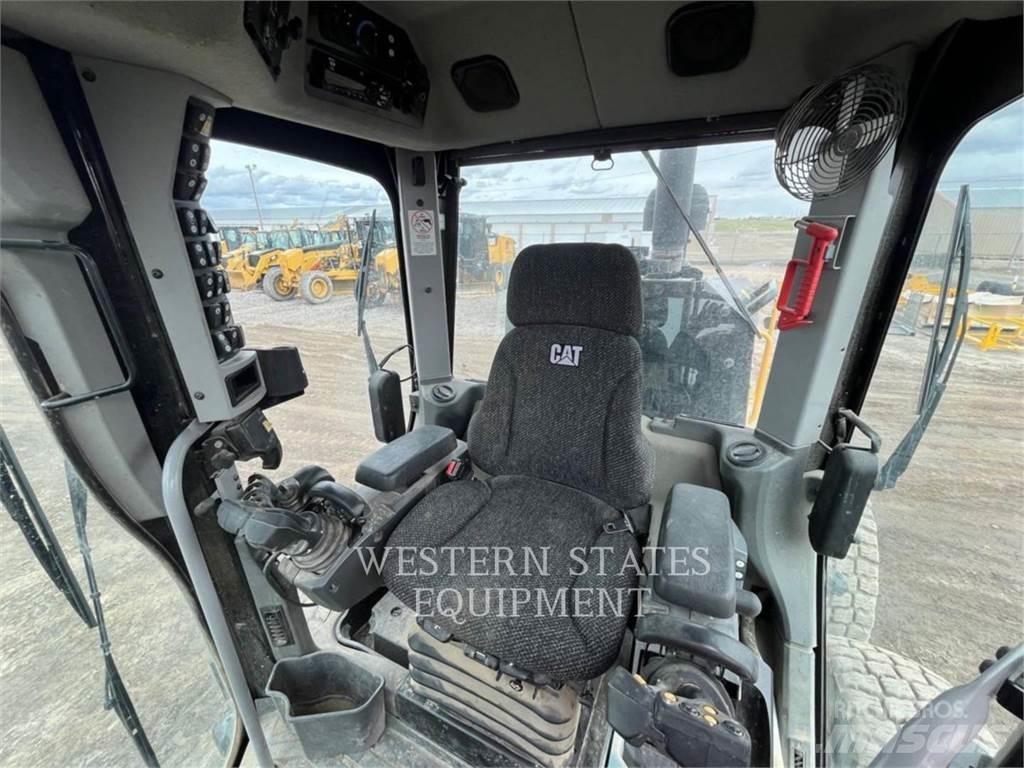 CAT 160M3 Грейдеры